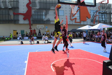 3x3 SBA Tour pod hradom Matúša Čáka v Trenčíne